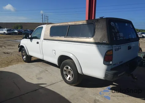 2000 Toyota Tundra z USA, uszkodzony, nr VIN 5TBJN3210YS071696